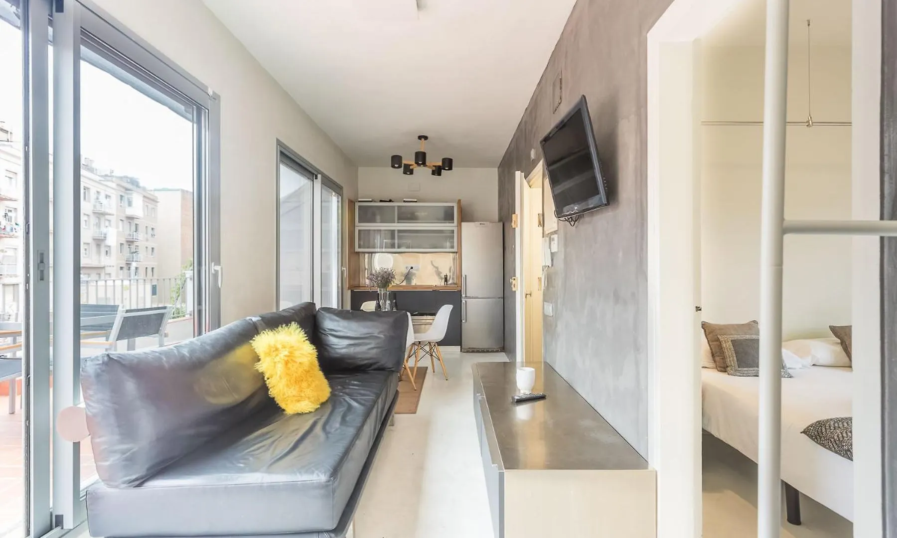 My Space Barelona - Renovated Attic Apartment With Two Terrace バルセロナ