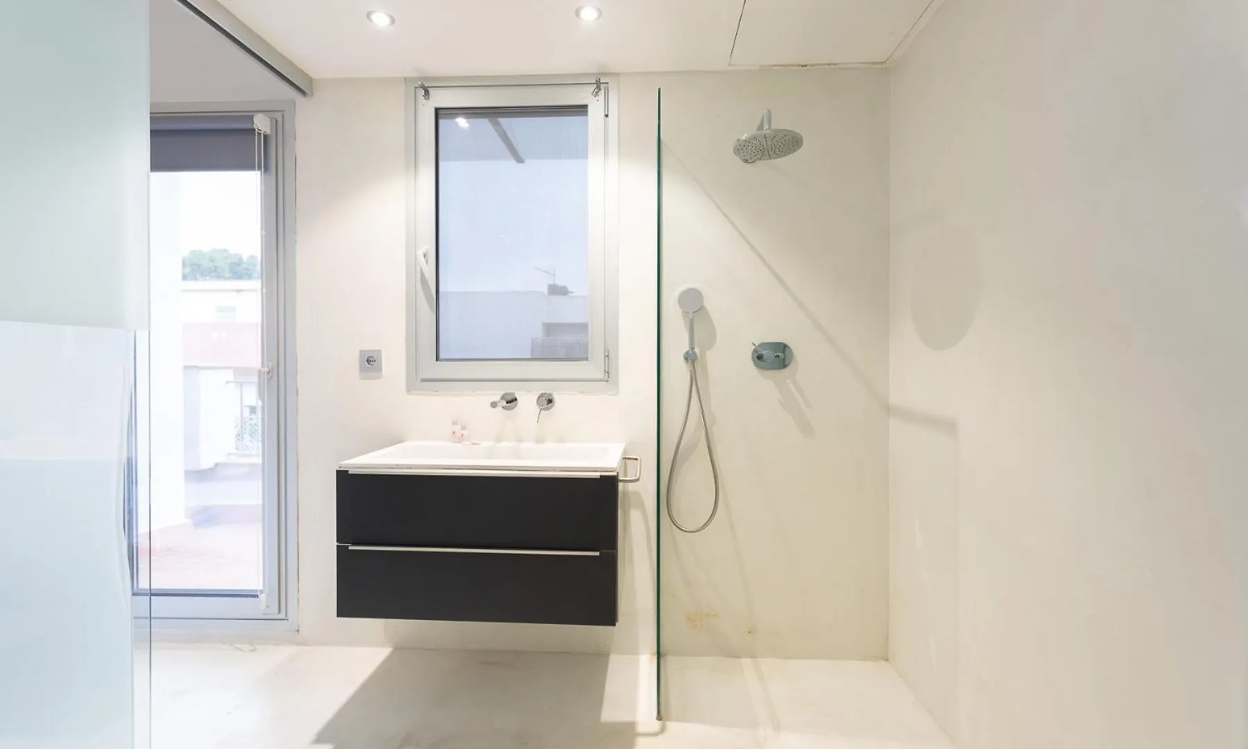 My Space Barelona - Renovated Attic Apartment With Two Terrace バルセロナ
