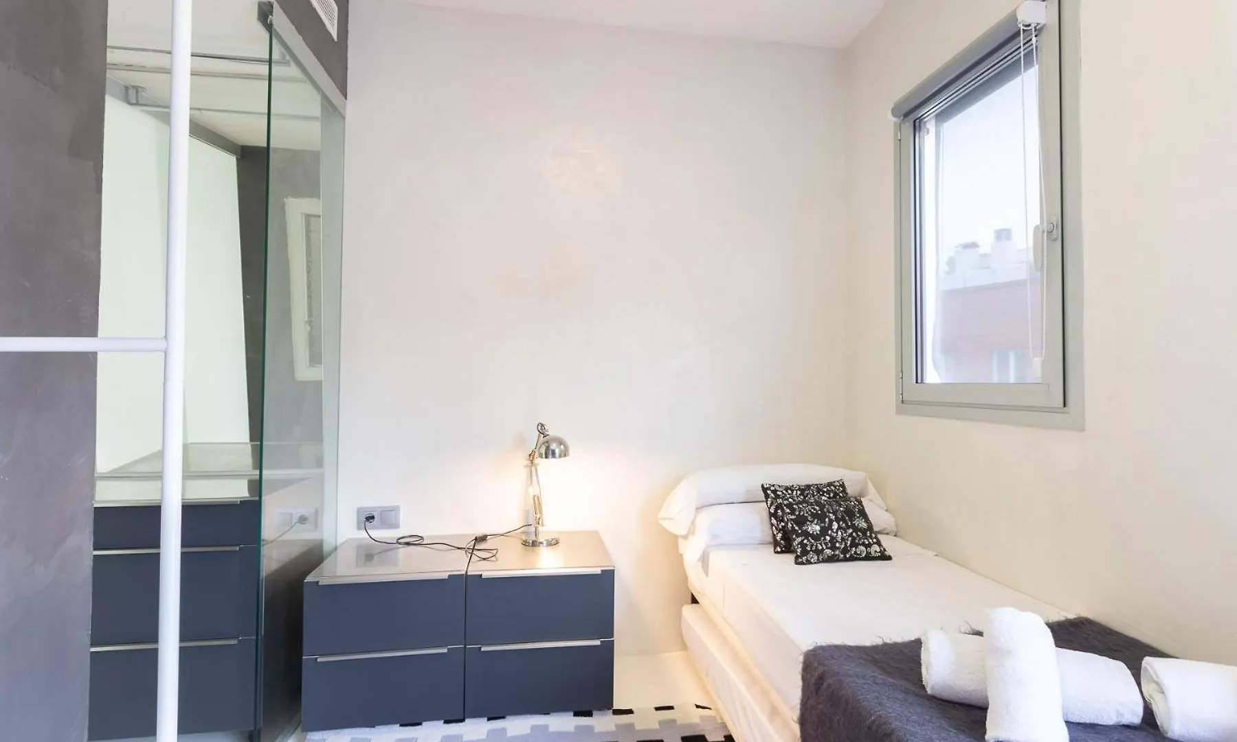 My Space Barelona - Renovated Attic Apartment With Two Terrace Barcelona