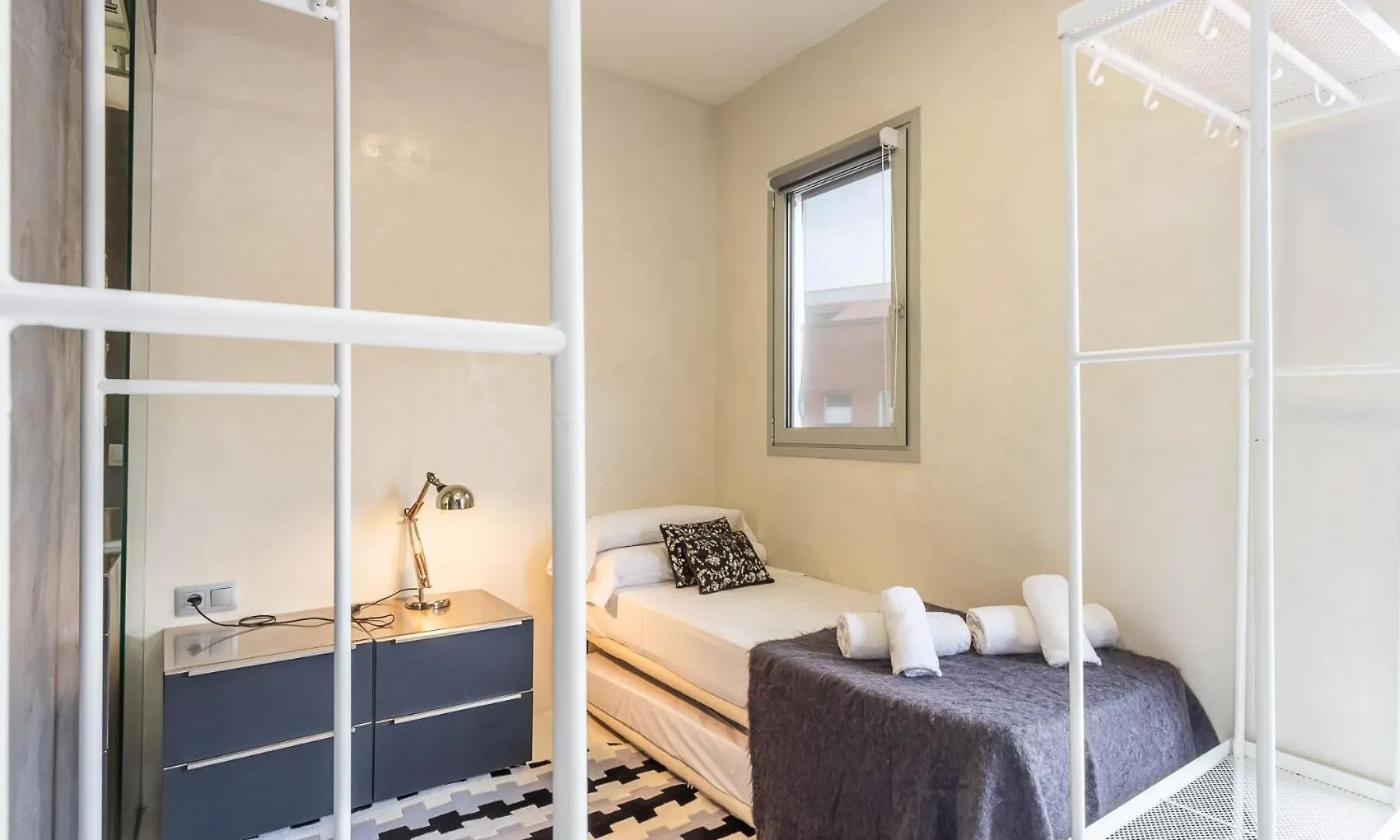 My Space Barelona - Renovated Attic Apartment With Two Terrace Barcelona 0*,