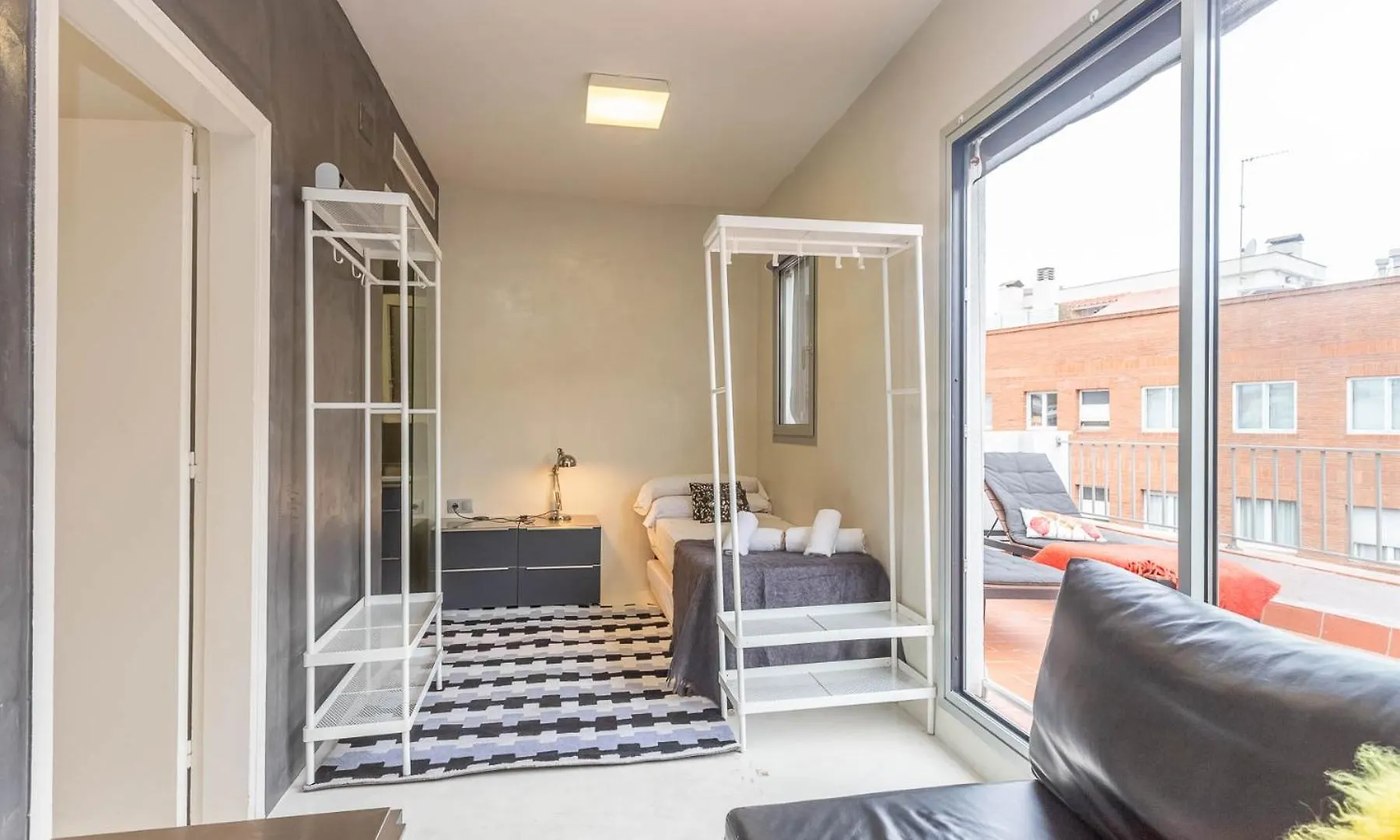My Space Barelona - Renovated Attic Apartment With Two Terrace Barcelona