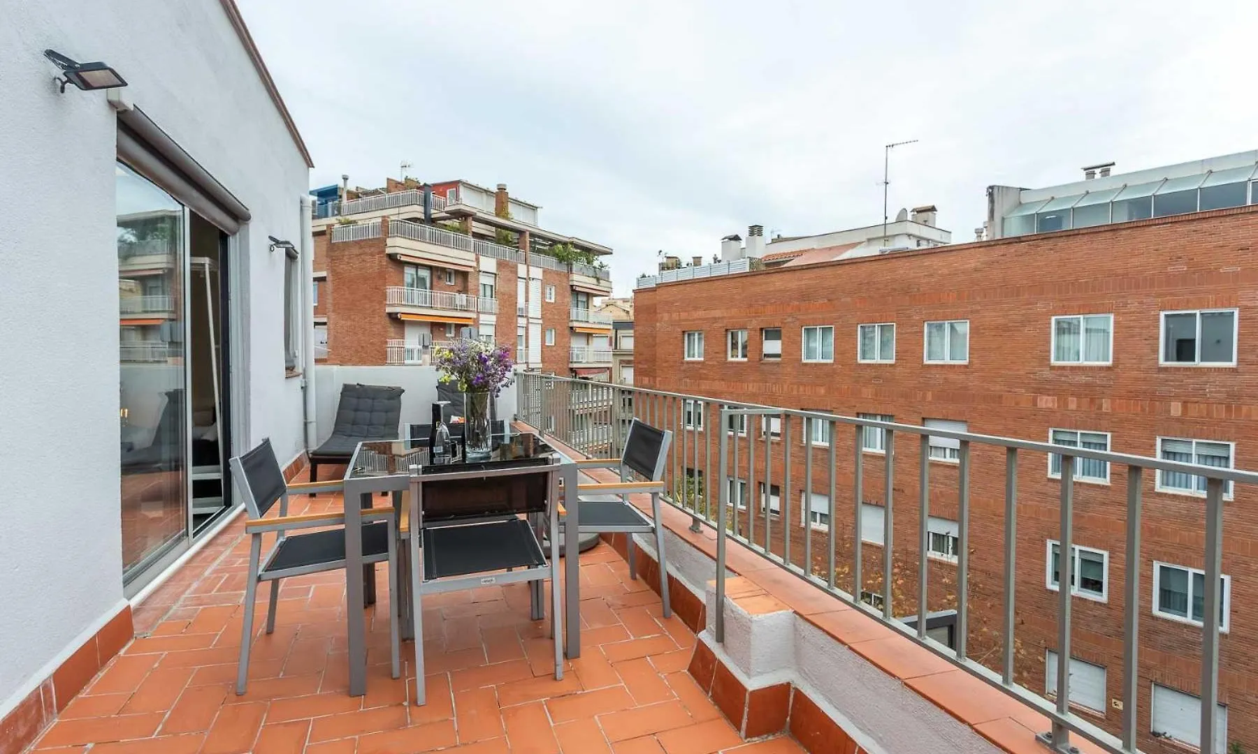 My Space Barelona - Renovated Attic Apartment With Two Terrace Barcelona